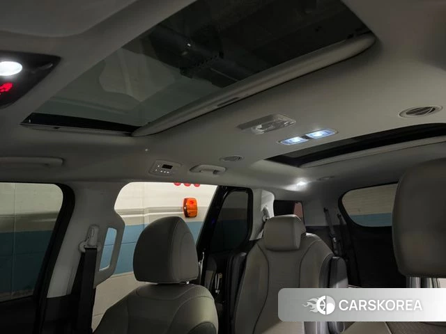 Kia The New Carnival 4th Generation 2025 Черный из Кореи, фото 3