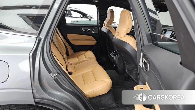 Volvo XC60 second Generation 2019 Серый из Кореи, фото 3