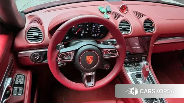Porsche 718 Boxster 2023 Серебристо-серый из Кореи, фото 3