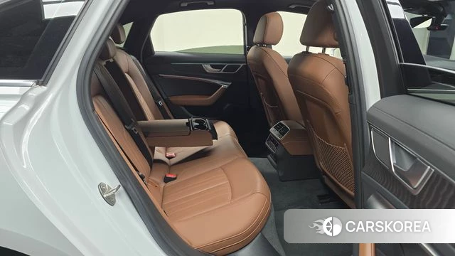 Audi A6 (C8) 2022 Белый из Кореи, фото 3