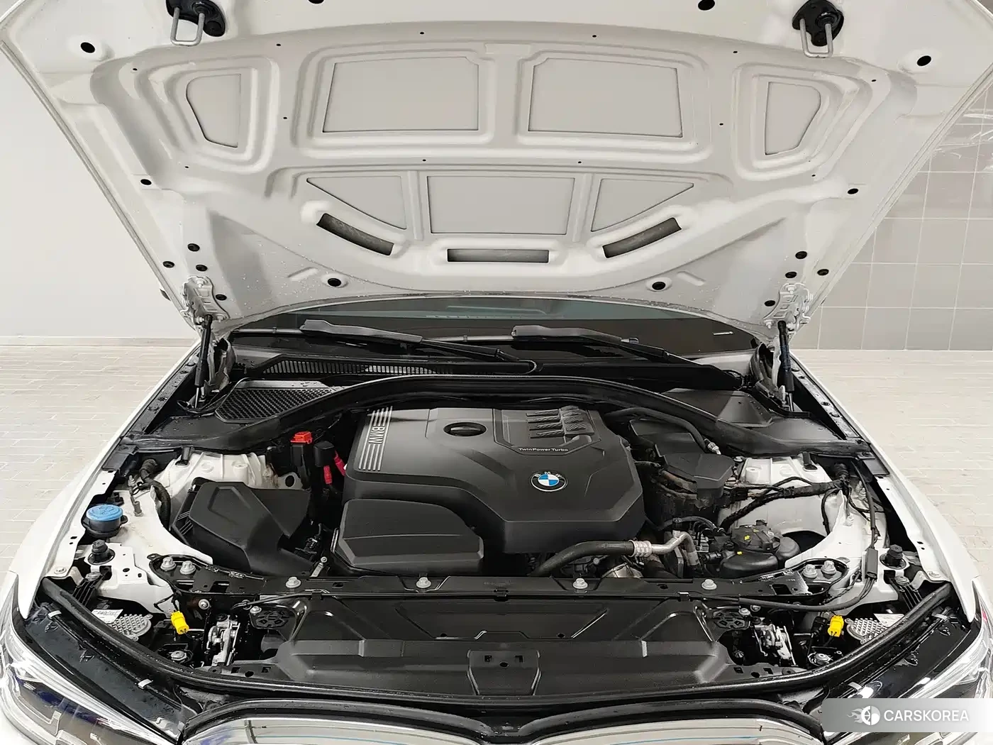 BMW 3 series 2022 Белый из Китая, фото 3