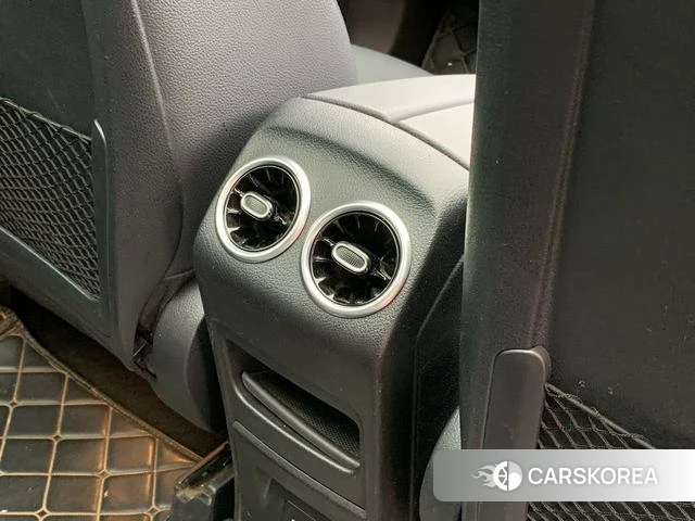 Mercedes-Benz GLB 2021 Белый из Китая, фото 3