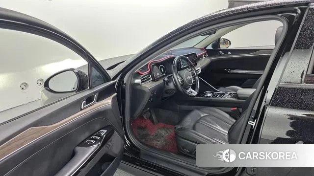 Kia K5 3rd generation 2021 Черный из Кореи, фото 3