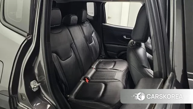 Jeep Renegade 2021 Серый из Кореи, фото 3