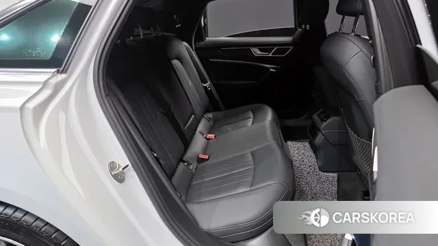 Audi A6 (C8) 2022 Белый из Кореи, фото 3