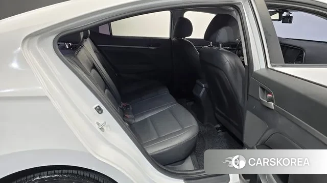 Hyundai Avante AD 2018 Белый из Кореи, фото 3