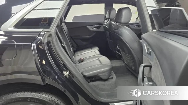Audi Q8 (4M) 2020 Черный из Кореи, фото 3