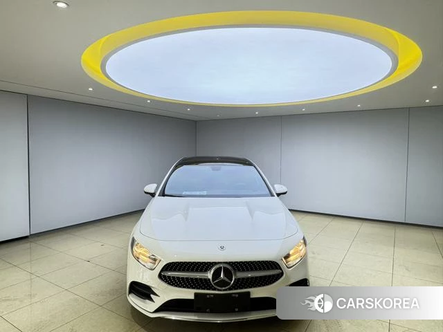 Mercedes-Benz Class A 2023 Белый из Китая, фото 3