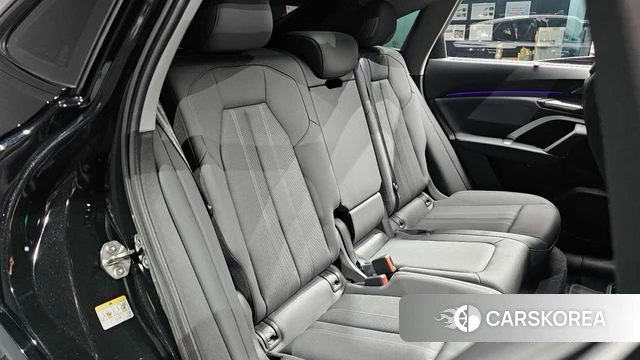 Audi Q5 (80A) 2025 Черный из Кореи, фото 3