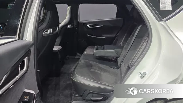 Kia EV6 2023 Белый из Кореи, фото 3