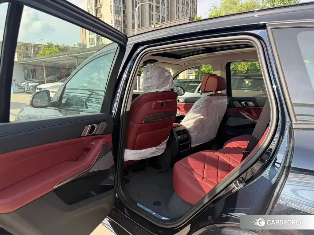 BMW X5 2026 Черный из Китая, фото 3