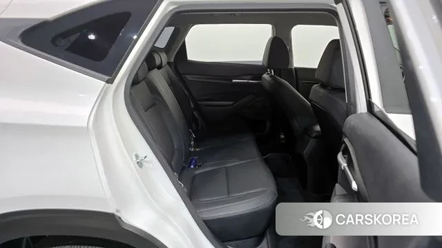 Kia Seltos 2022 Белый из Кореи, фото 3