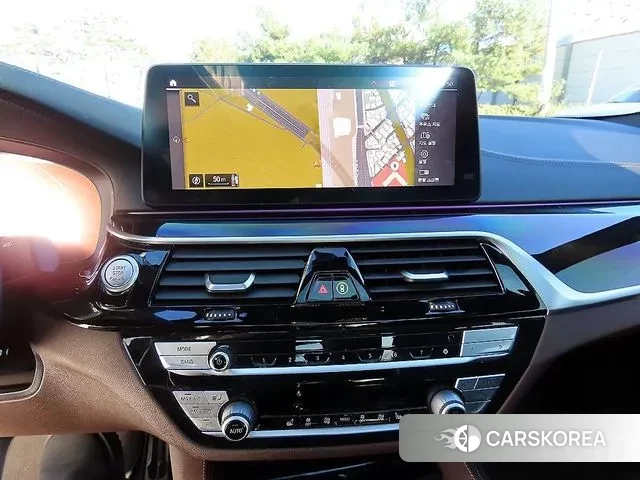 BMW 5 Series (G30) 2020 Черный из Кореи, фото 3