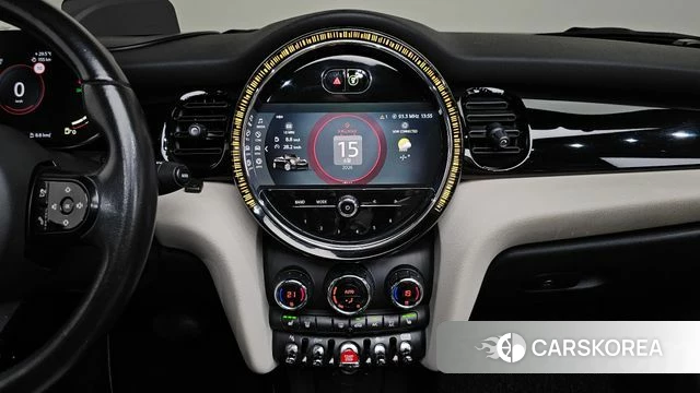 Mini Cooper S Convertible 2022 Жемчужный цвет из Кореи, фото 3
