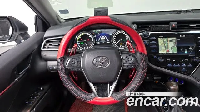 Toyota Camry (XV70) 2018 Белый из Кореи, фото 3