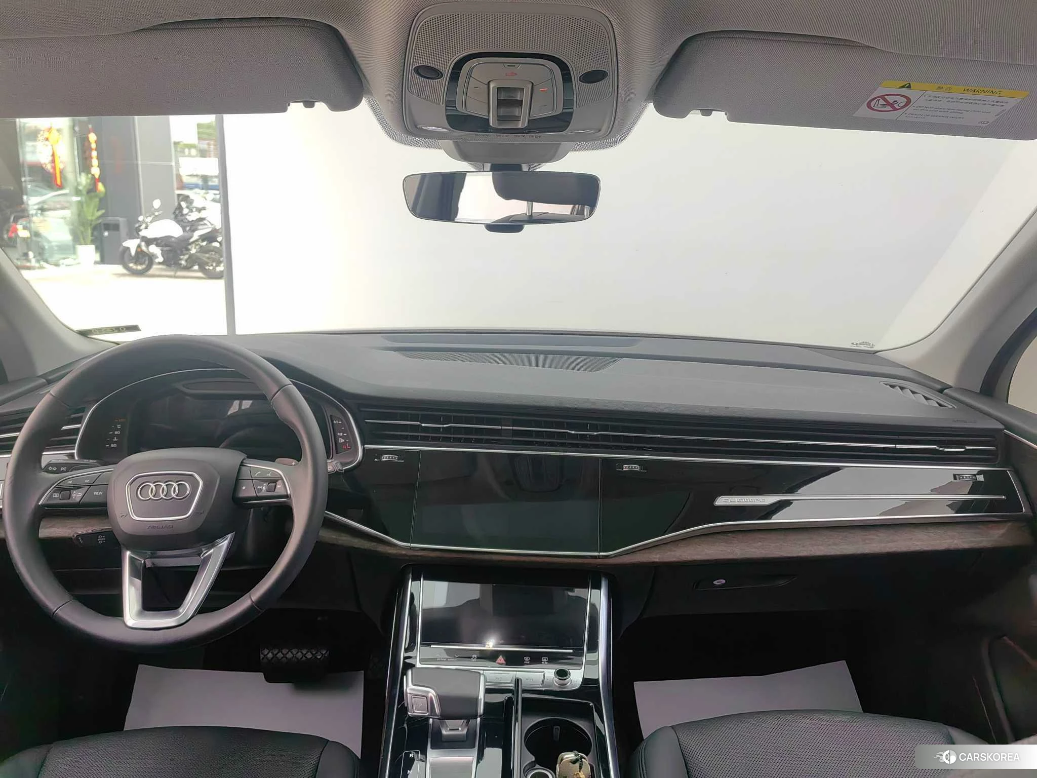 Audi Q7 2020 Черный из Китая, фото 3