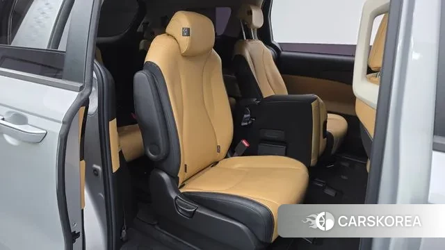 Kia Carnival 4th generation 2020 Серебряный из Кореи, фото 3