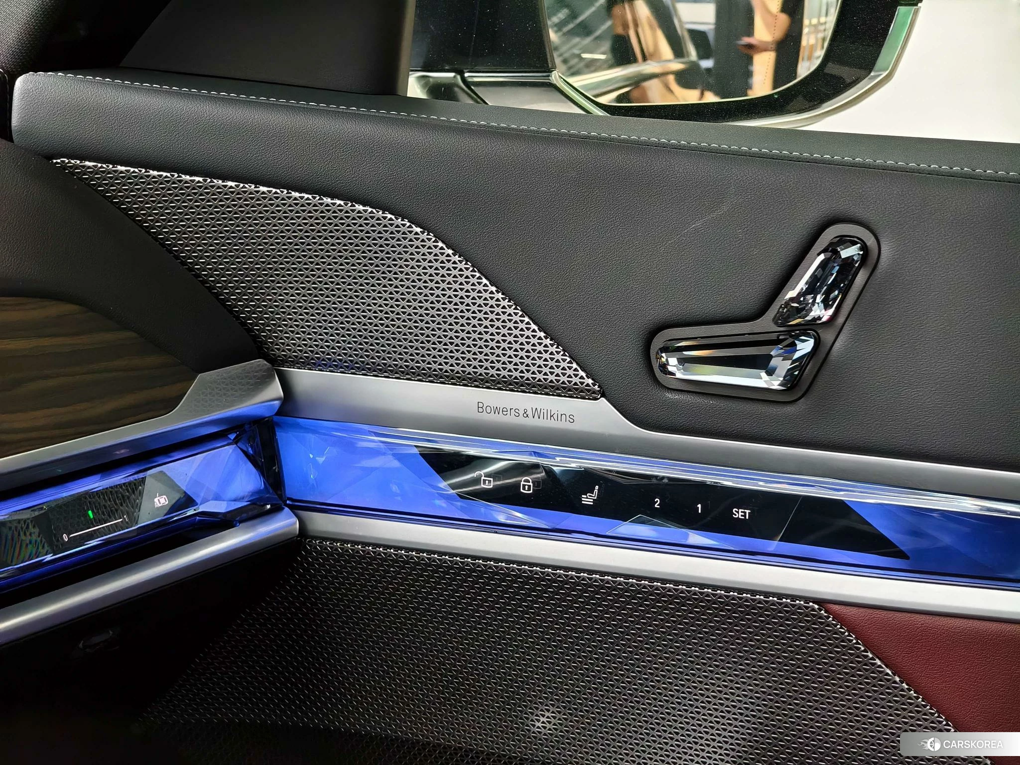 BMW i7 2023 Темно-серый из Китая, фото 3