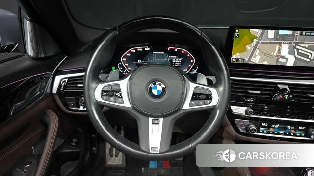 BMW 5 Series (G30) 2023 Серый из Кореи, фото 3