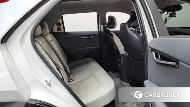 Kia Di Ol Nu Niro 2022 Белый из Кореи, фото 3