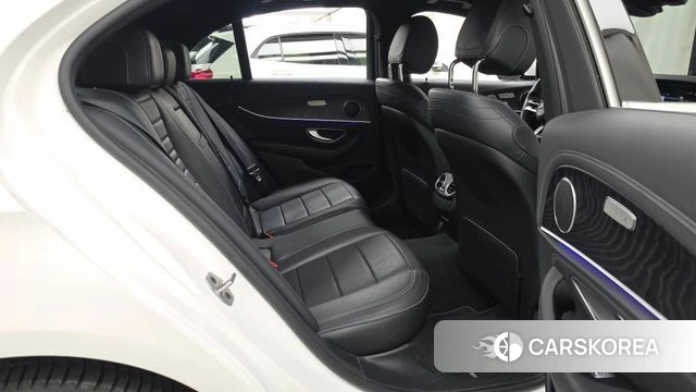 Mercedes-Benz E-Class W213 2021 Белый из Кореи, фото 3