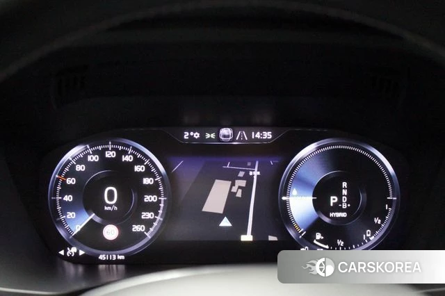 Volvo XC60 second Generation 2021 Белый из Кореи, фото 3