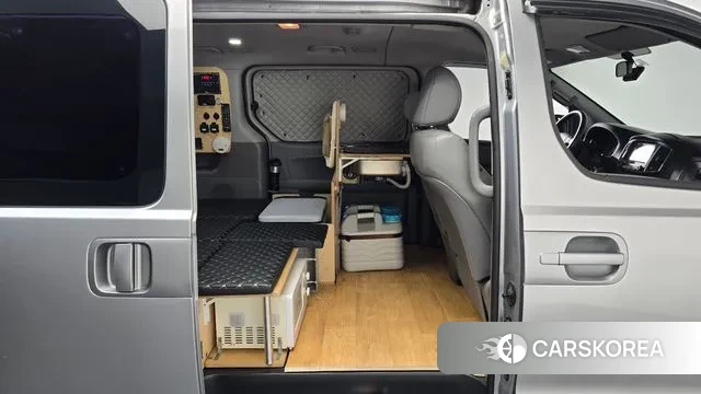 Hyundai The New Grand Starex 2018 Серебристо-серый из Кореи, фото 3