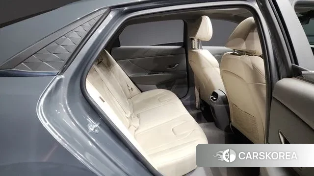 Hyundai The New Avante (CN7) 2023 Серый из Кореи, фото 3