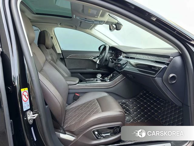 Audi A8 2021 Черный из Китая, фото 3
