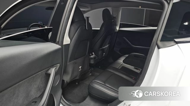 Tesla Model Y 2024 Белый из Кореи, фото 3