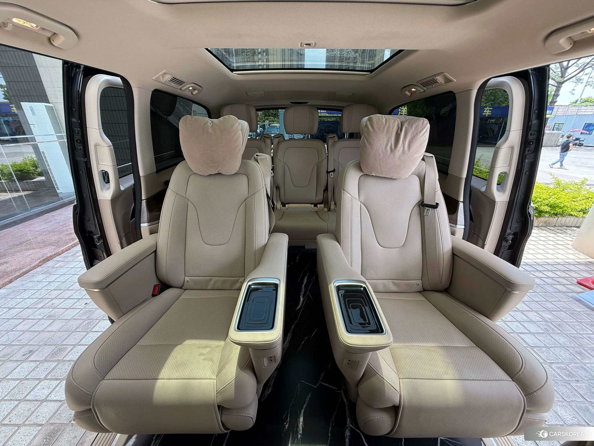 Mercedes-Benz V-class 2022 Черный из Китая, фото 3