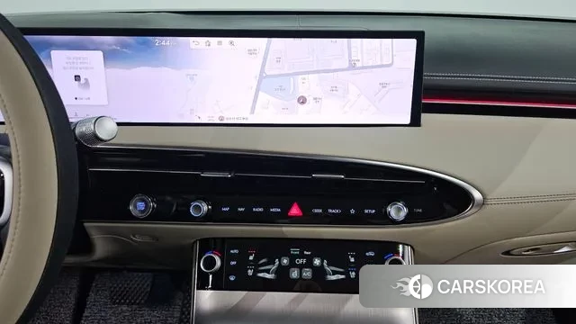 Genesis GV70 2024 Серый из Кореи, фото 3