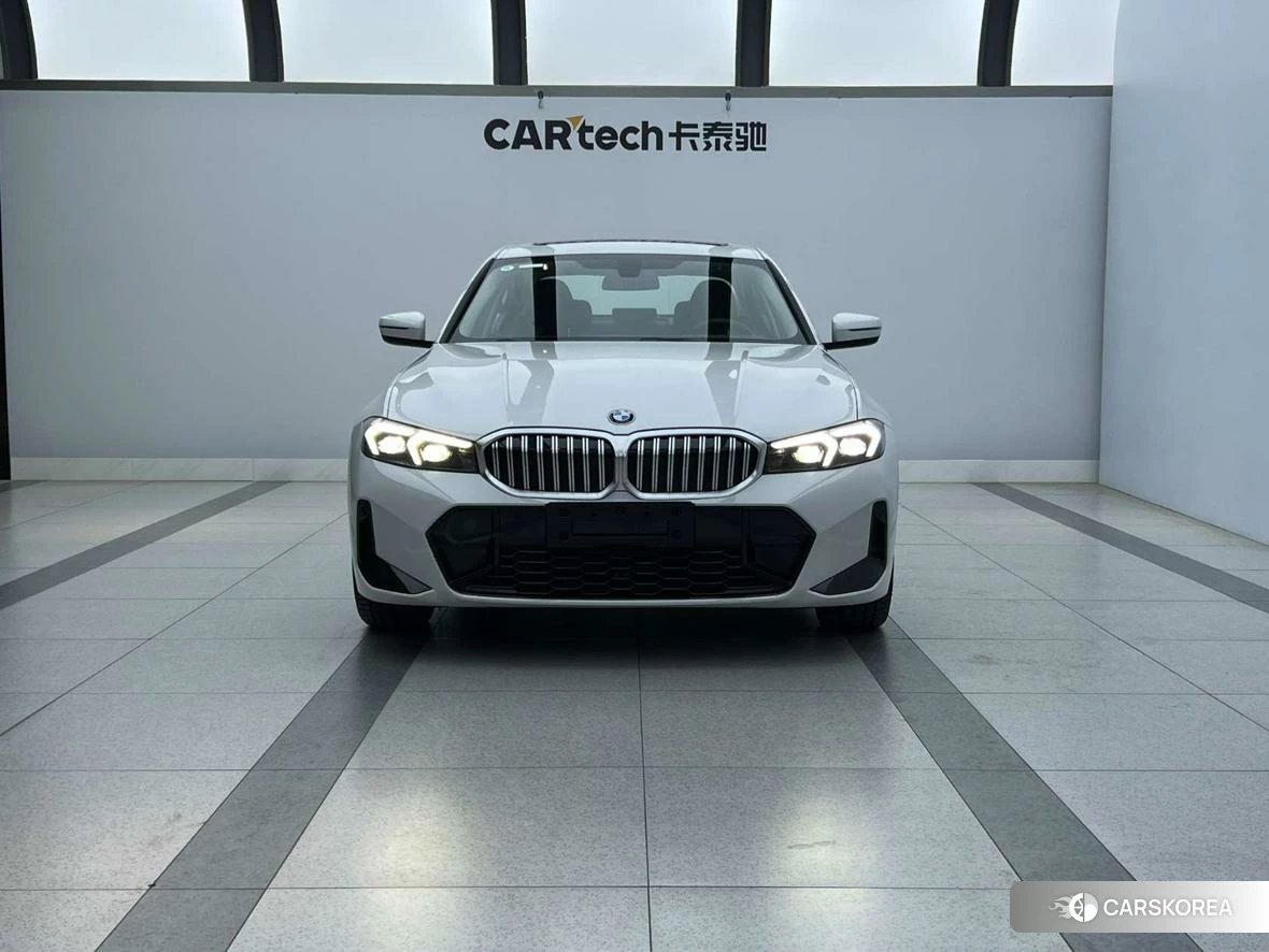 BMW 3 series 2022 Белый из Китая, фото 3