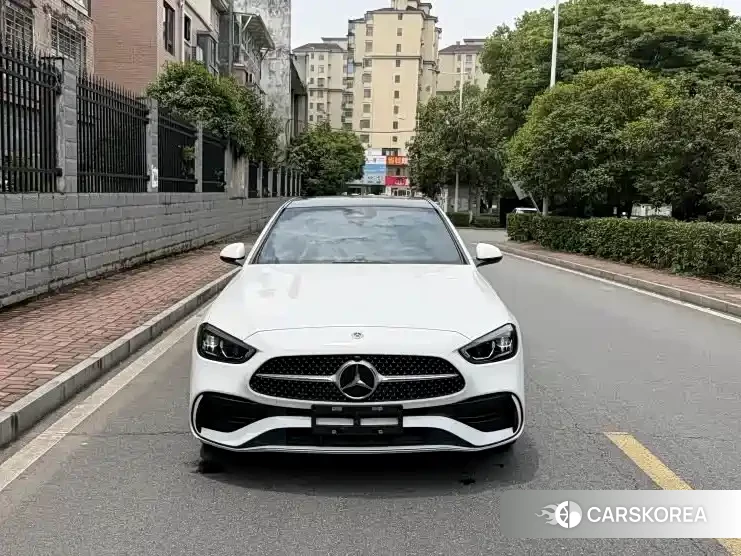 Mercedes-Benz C-class 2023 Белый из Китая, фото 3