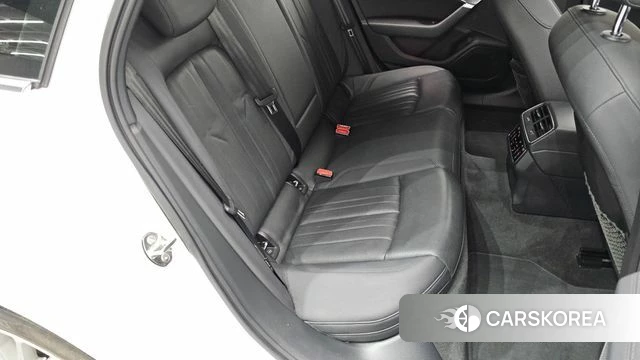 Audi A6 (C8) 2019 Белый из Кореи, фото 3
