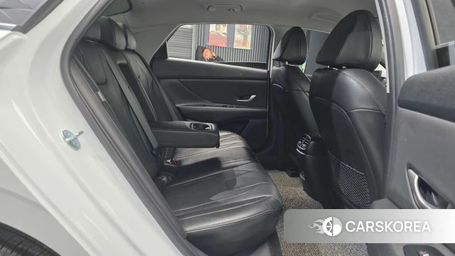 Hyundai The New Avante (CN7) 2025 Белый из Кореи, фото 3