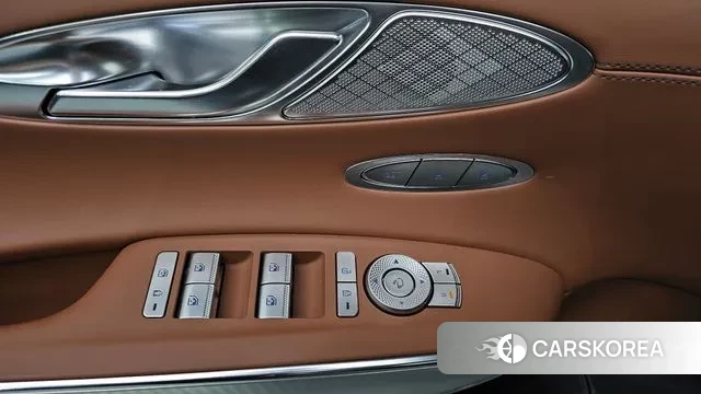 Genesis GV70 2022 Белый из Кореи, фото 3