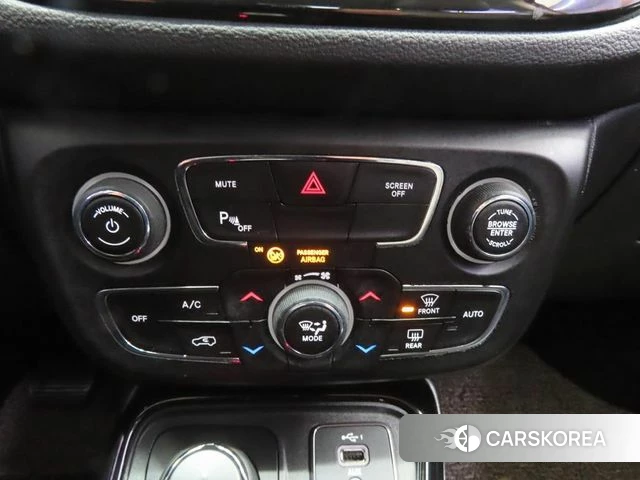 Jeep Compass 2nd Generation 2019 Красный из Кореи, фото 3