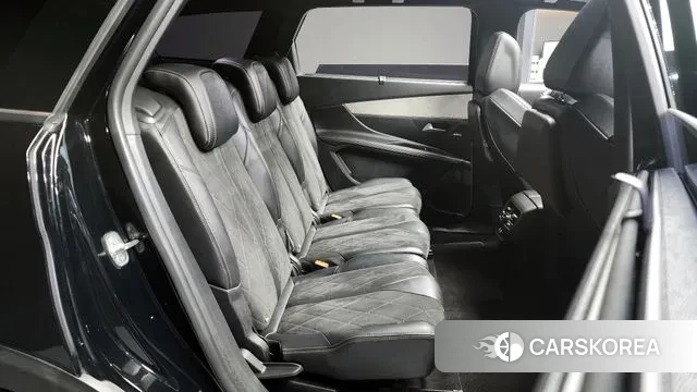 Peugeot 5008 second generation 2019 Черный из Кореи, фото 3
