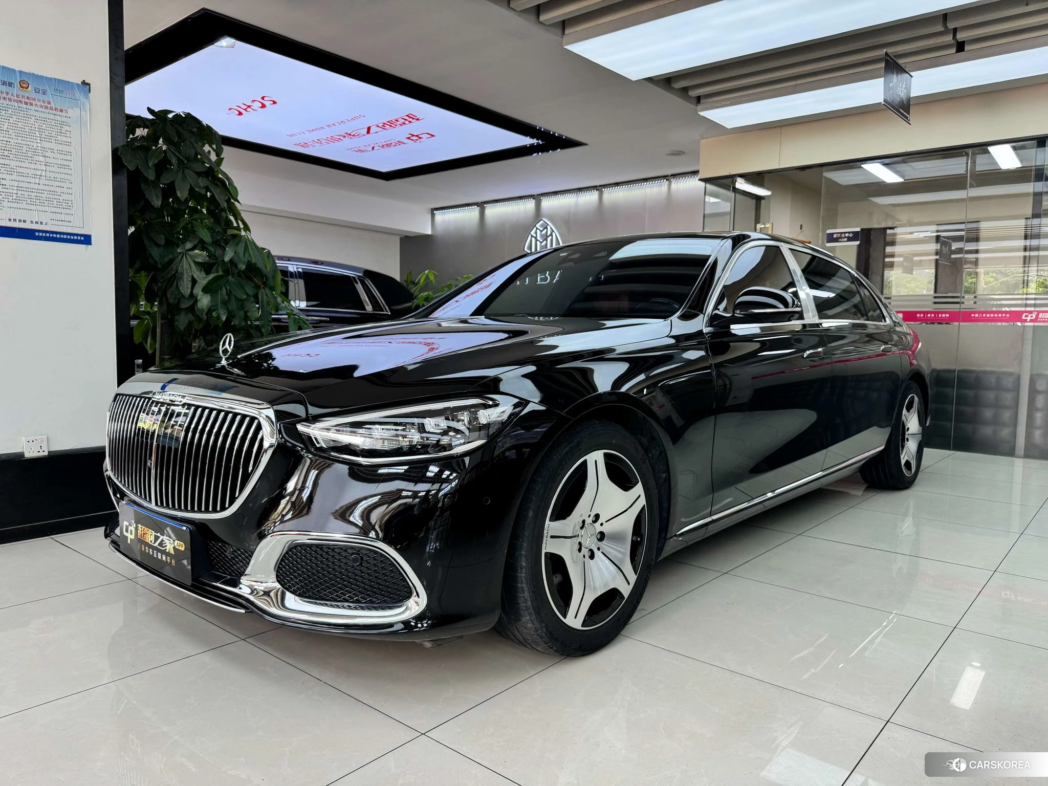 Mercedes-Benz Maybach S-class 2024 Черный из Китая, фото 3