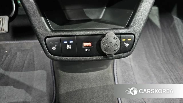 Kia The New Kia Ray 2023 Белый из Кореи, фото 3