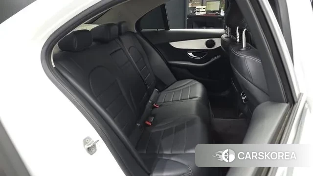 Mercedes-Benz C-Class W205 2018 Белый из Кореи, фото 3