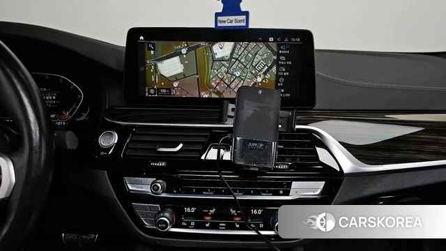 BMW 5 Series (G30) 2021 Белый из Кореи, фото 3