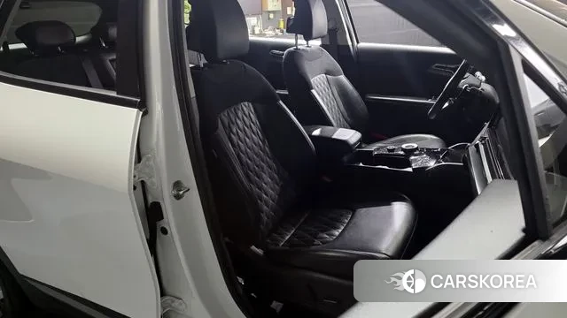 Kia Sportage 5th Generation 2022 Белый из Кореи, фото 3