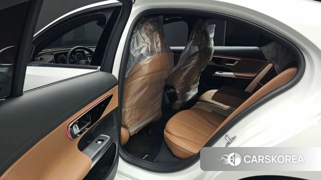 Mercedes-Benz E-Class W214 2026 Белый из Кореи, фото 3