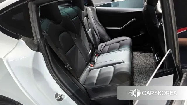 Tesla Model 3 2022 Белый из Кореи, фото 3