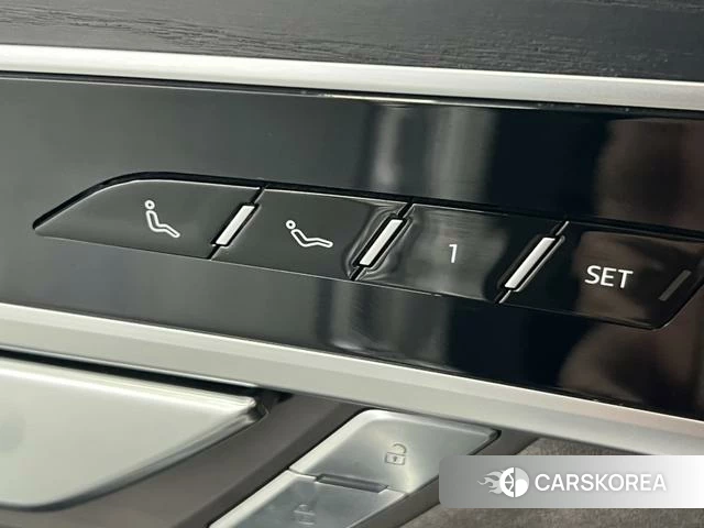 Audi A8 2020 Черный из Китая, фото 3