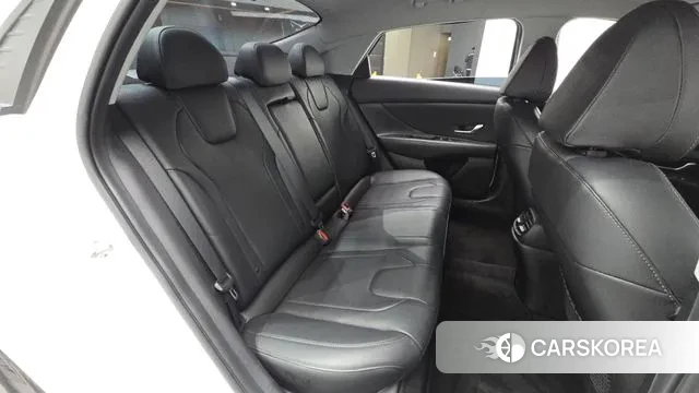 Hyundai Avante (CN7) 2022 Белый из Кореи, фото 3