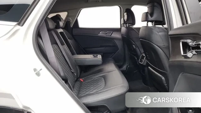 Kia Sportage 5th Generation Hybrid 2021 Белый из Кореи, фото 3