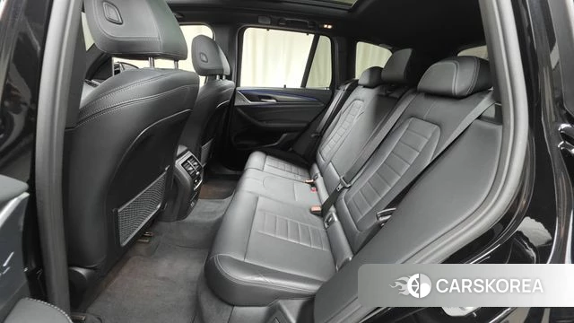 BMW X3 (G01) 2024 Черный из Кореи, фото 3